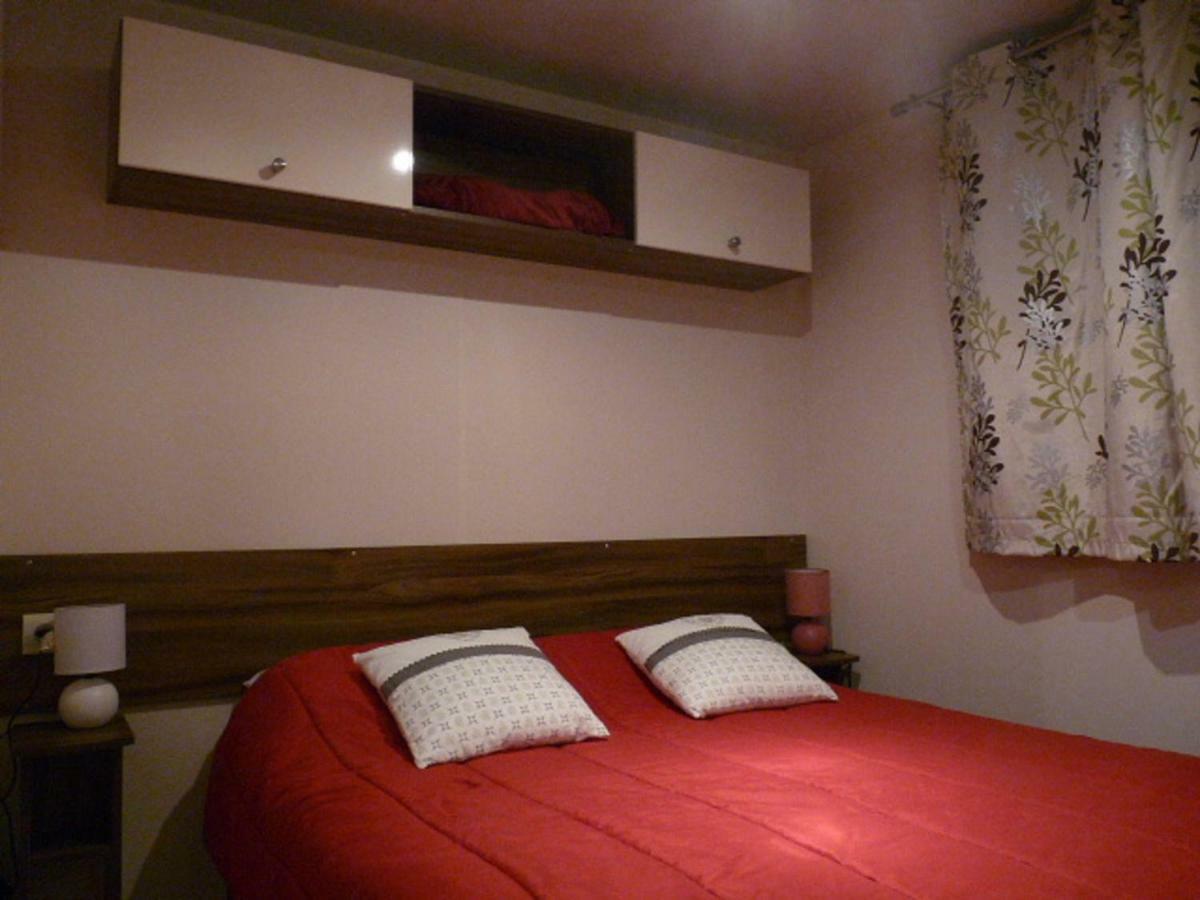Mobile Home Ht De Gamme Climatise Dans Le Camping **** De La Reserve Gastes Dış mekan fotoğraf